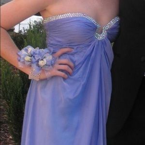 La Femme periwinkle prom dress PRICE NEGOTIABLE ‼️
